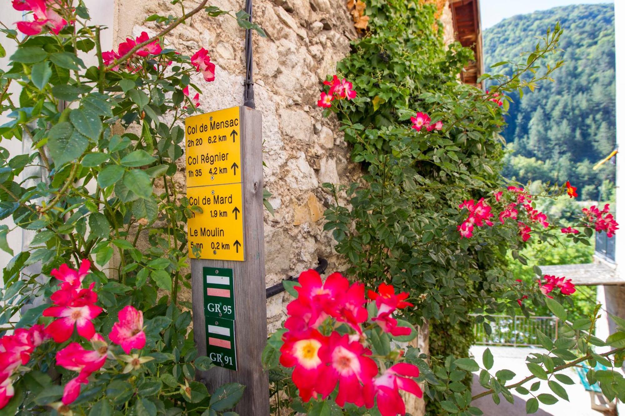 Le Dauphine Hotel Châtillon-en-Diois Exterior photo